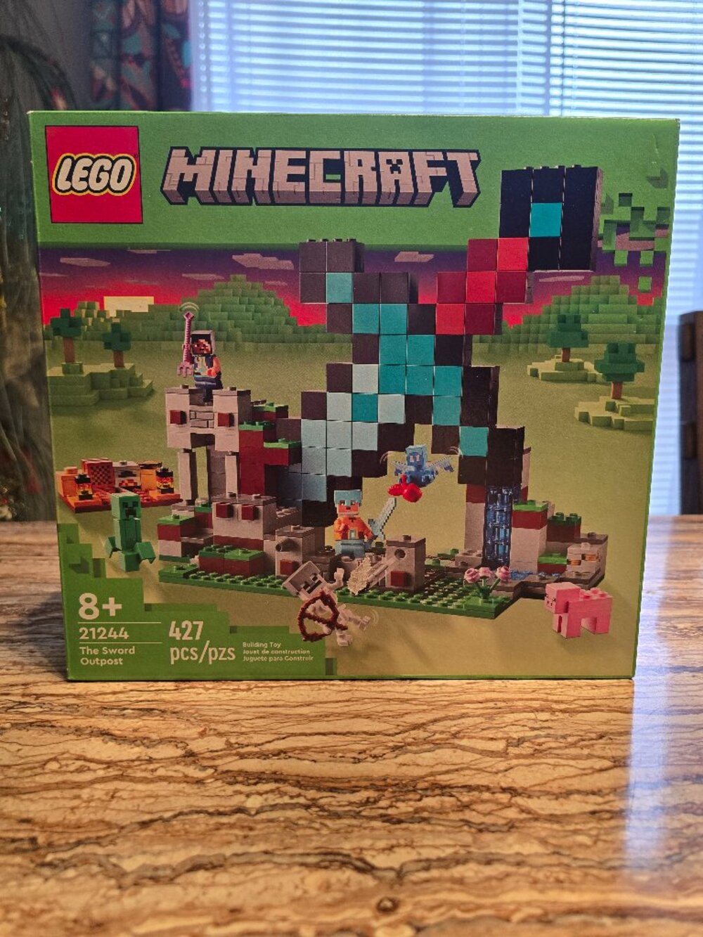 LEGO MINECRAFT The Sword Outpost 21244 (BNIB Retired Set)